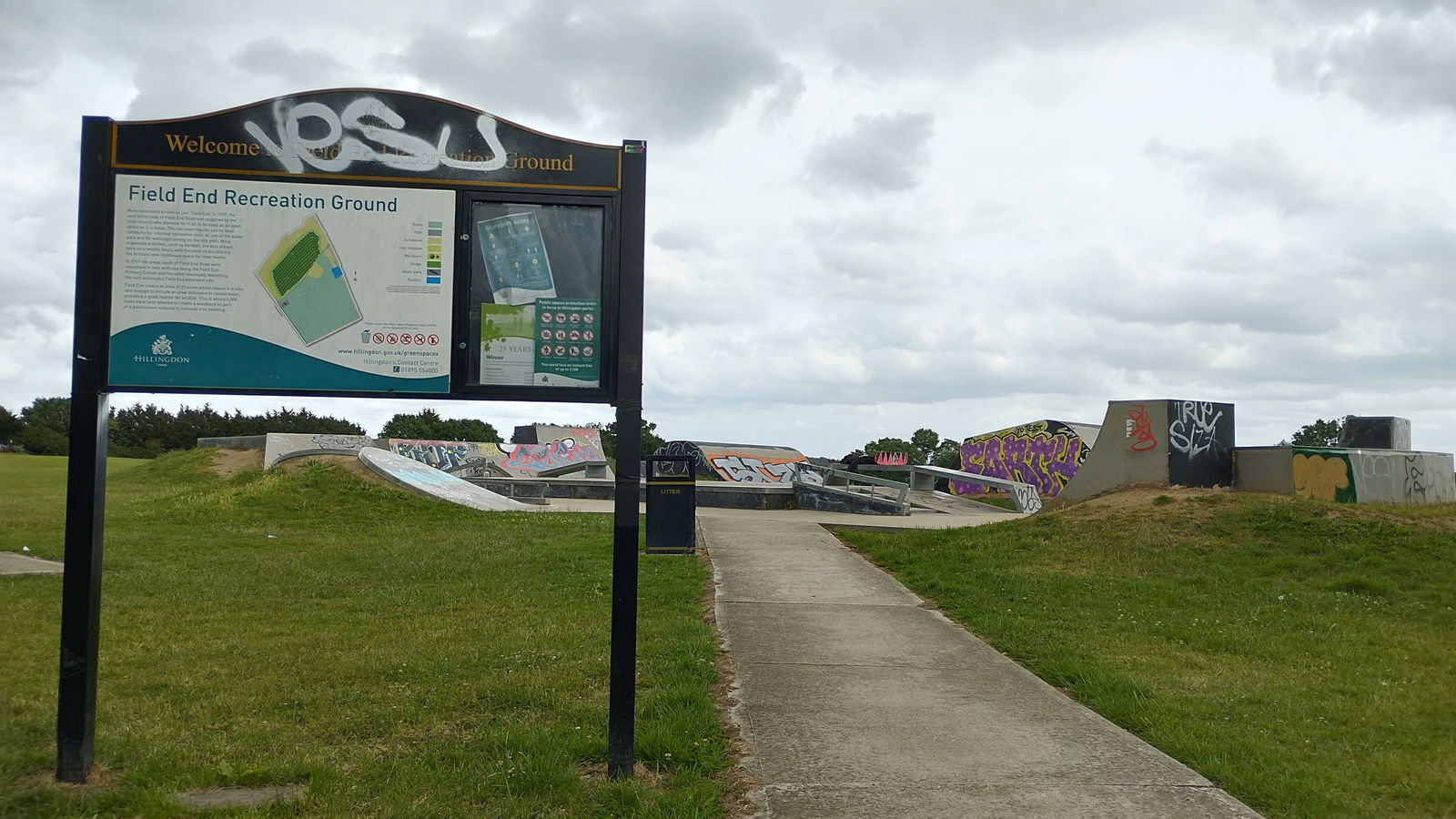 Field End skatepark