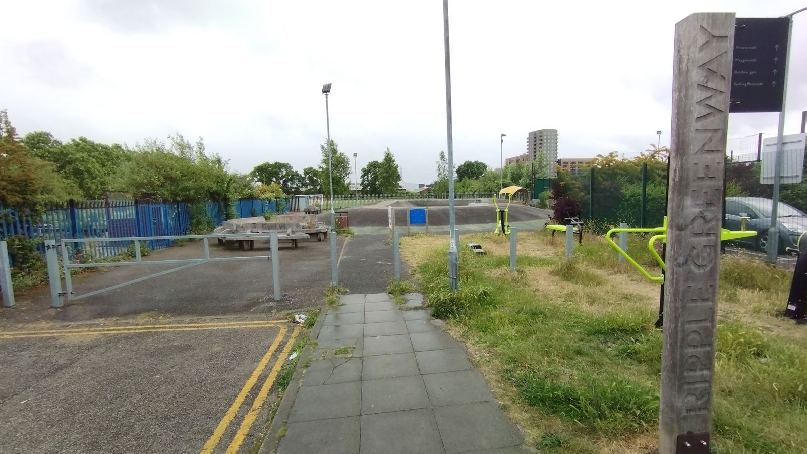 Thames View skatepark