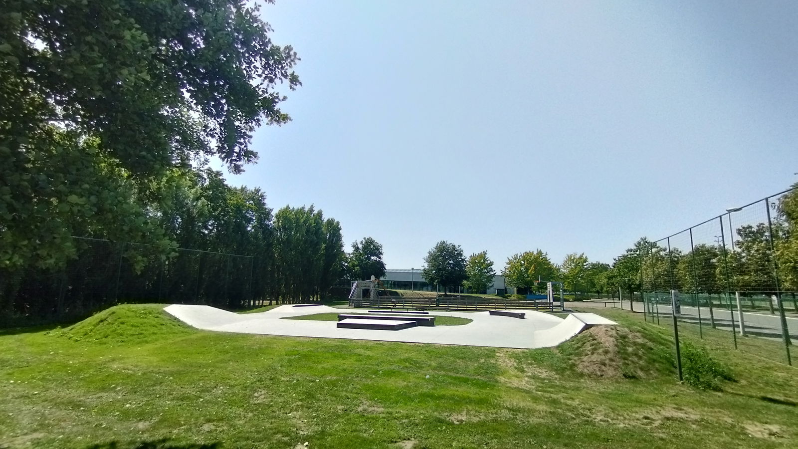 Beveren-Kruibeke-Zwijndrecht skatepark