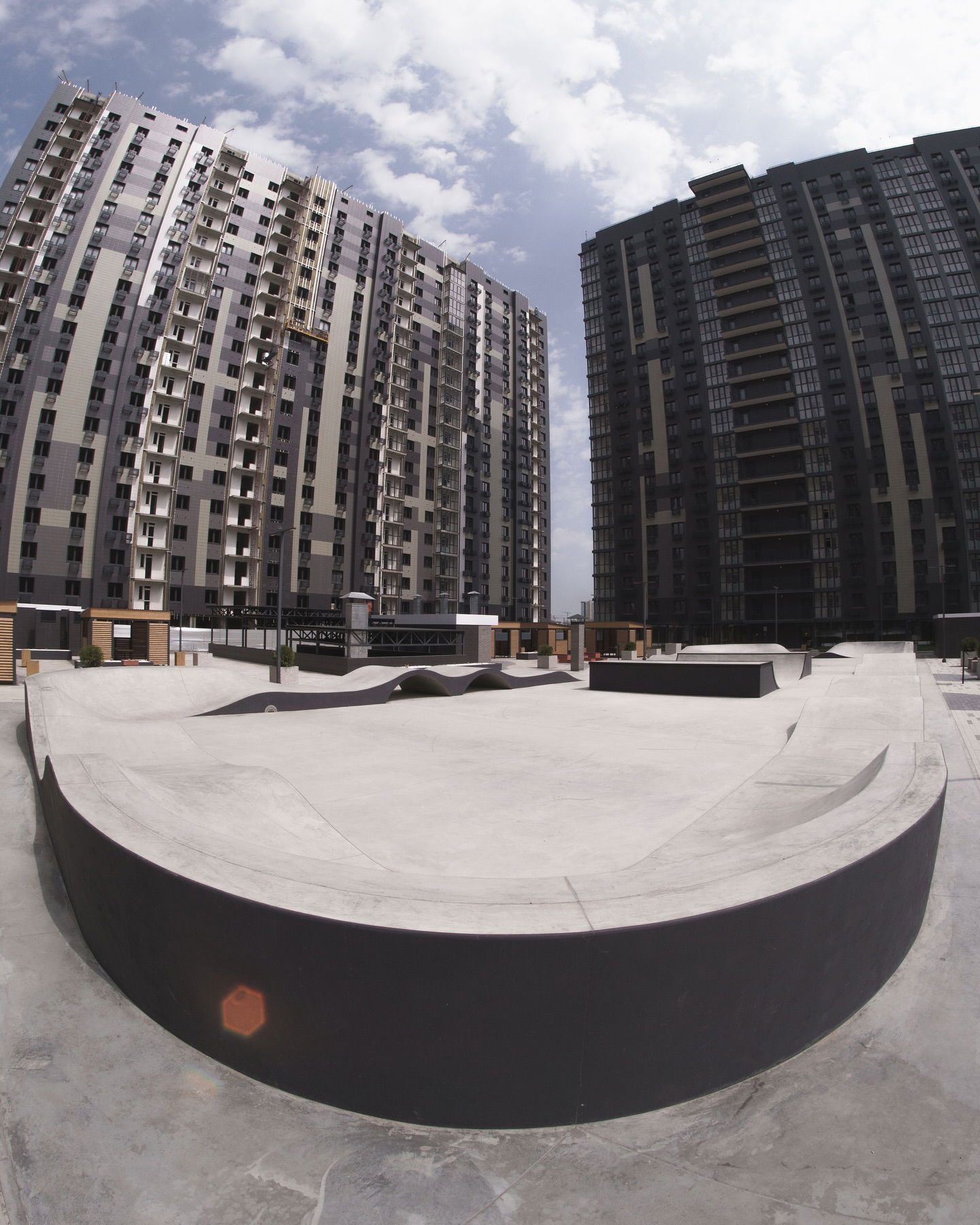 Ulitsa Bogatyrskaya skatepark