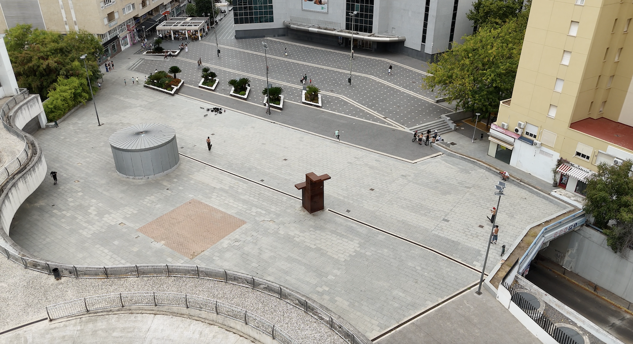 Conquistadores plaza