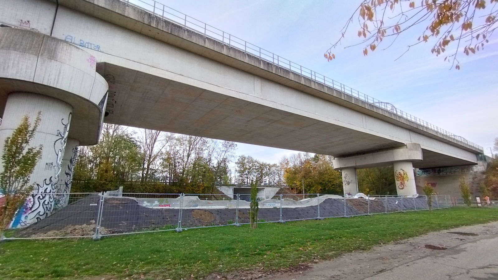 Saintes DIY skatepark