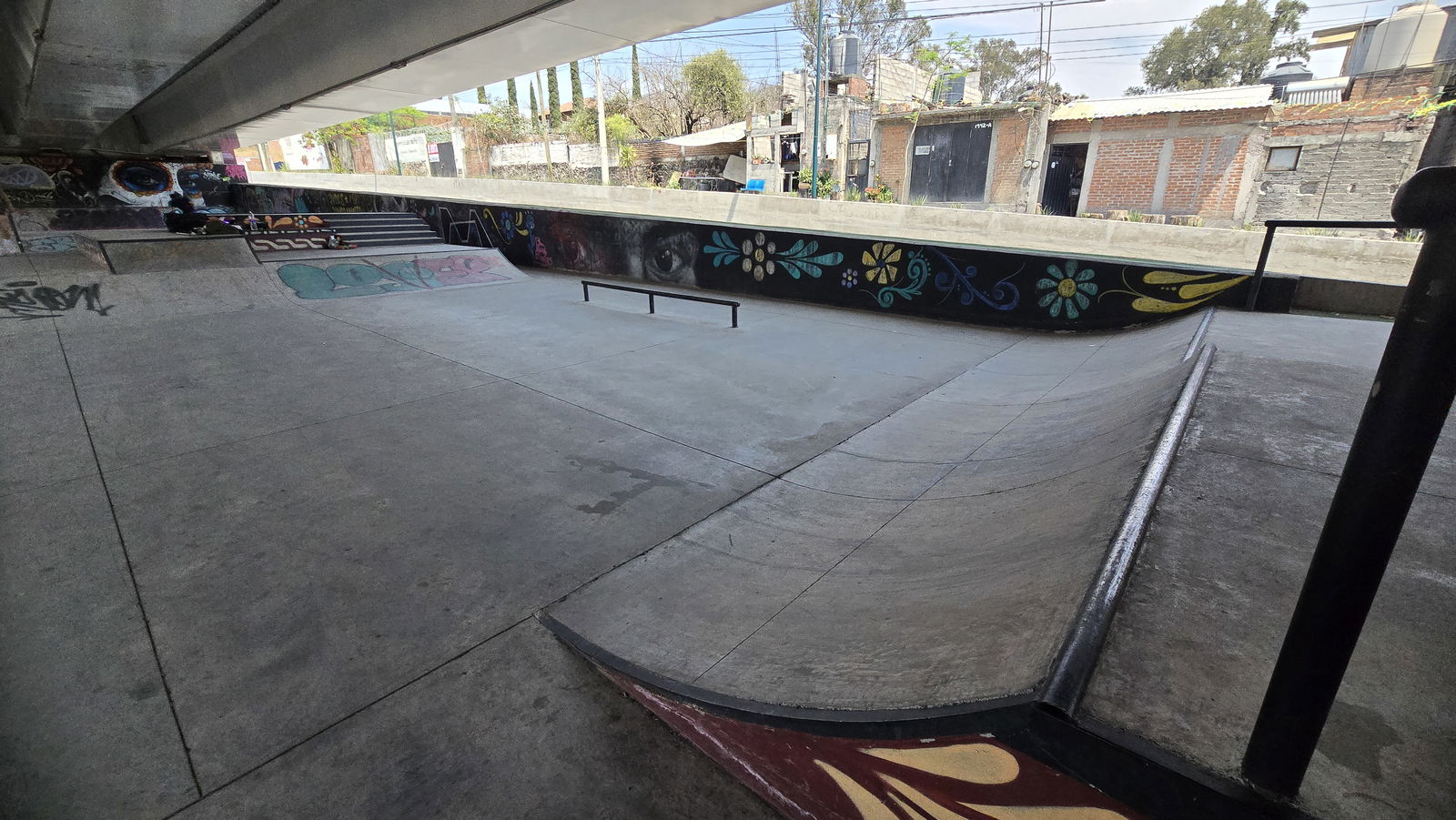 Paso Catrinas skatepark