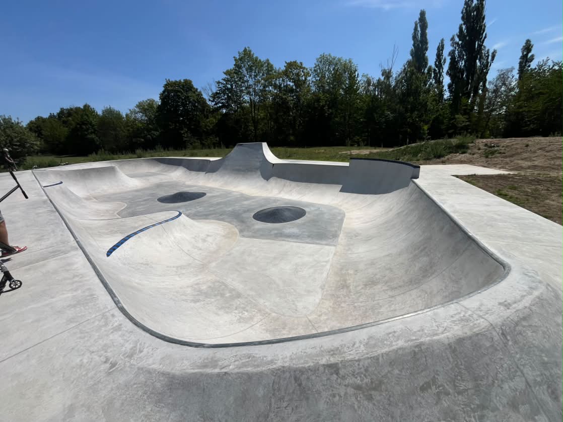  Letecká Milovice nad Labem skatepark