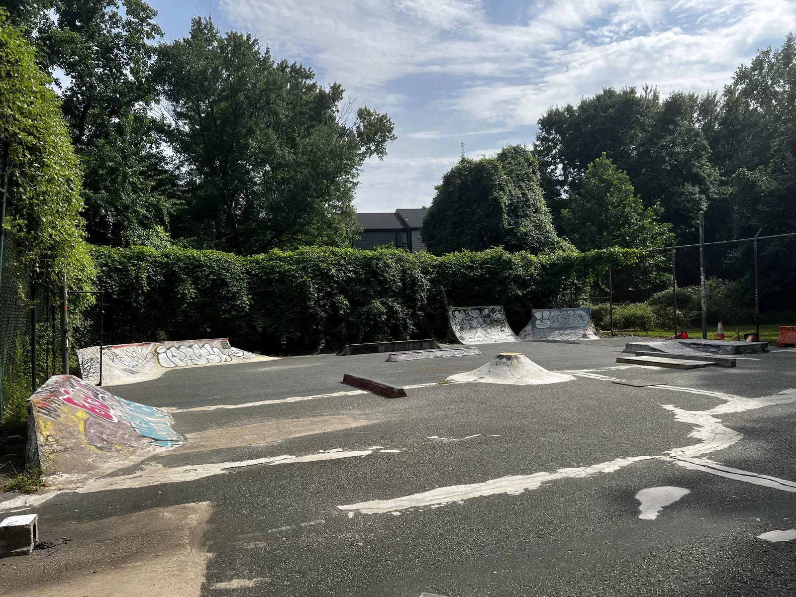 Crackside DIY skatepark