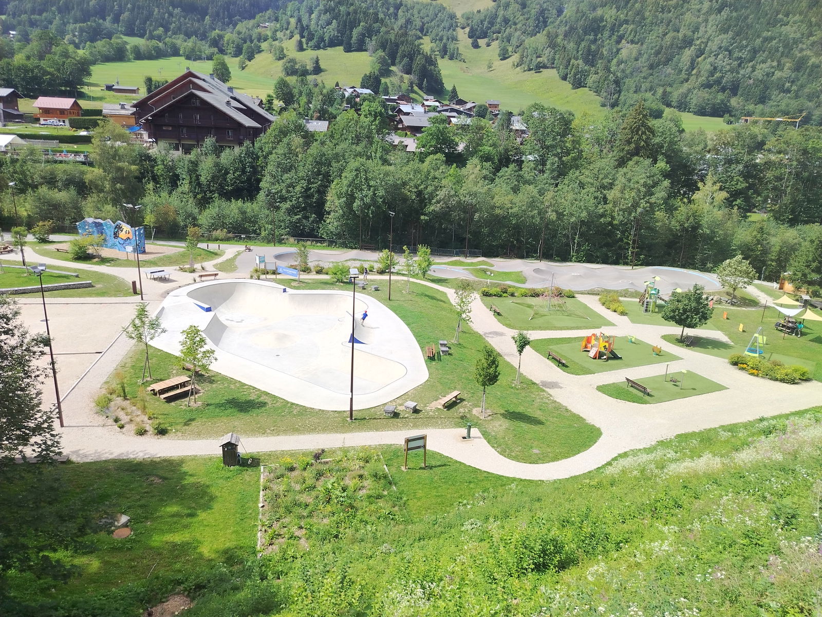 Les Contamines-Montjoie skatepark