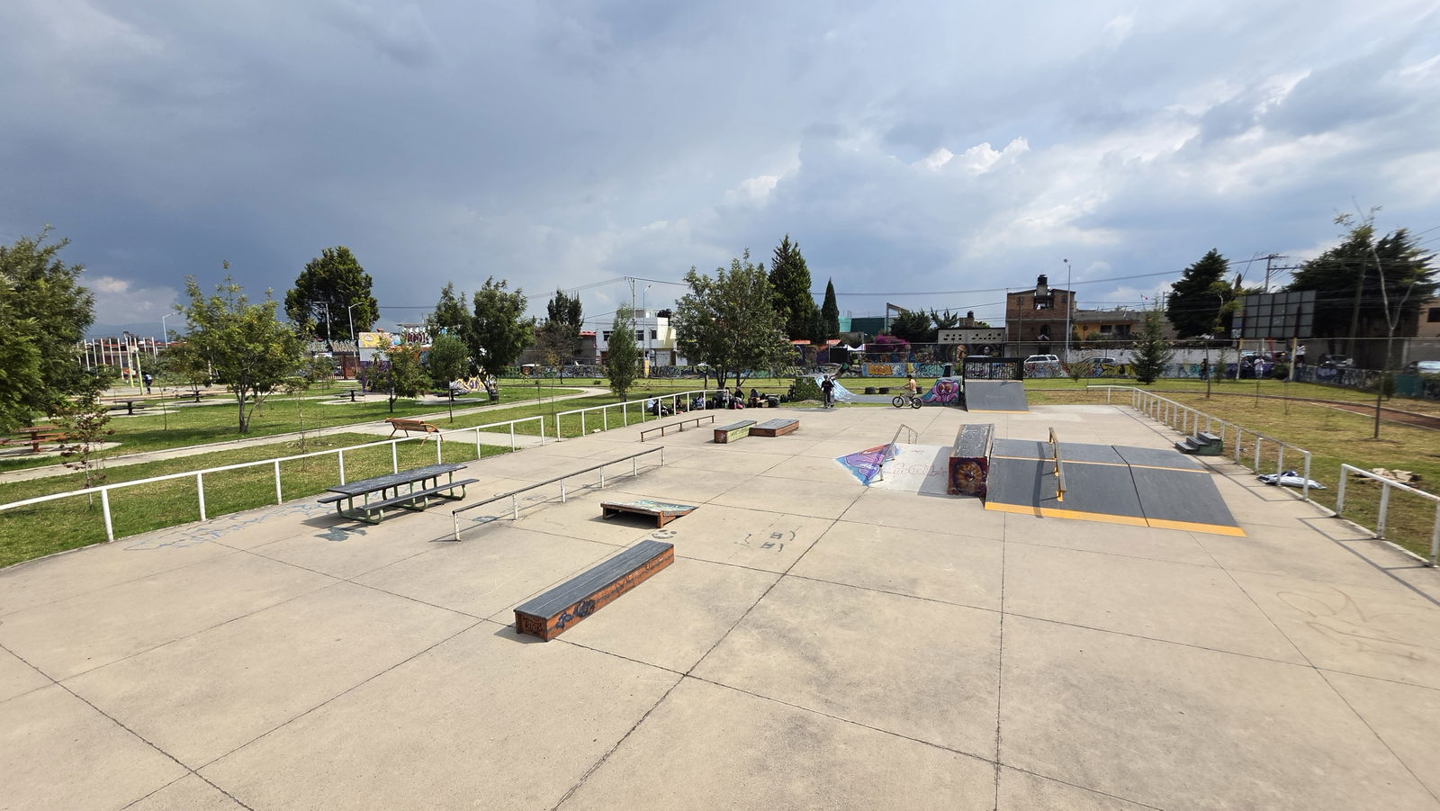 Plaza Estado de México skatepark